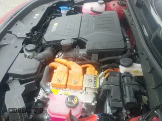 ✅ 2023 Kia Niro EX • VIN: KNDCR3LE5P5110115 • Lot: 42058310. Listed on IAAI with 6,035 mi. Free auction sales archive from the USA and detailed vehicle history report at DreamBid. Image 14.