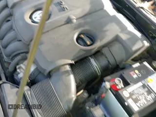 ✅ 2011 Volkswagen Jetta SE • VIN: 3VWDX7AJ4BM379482 • Lot: 42299325. Wystawiony na IAAI z przebiegiem 72 115 mil. Bezpłatny archiwum sprzedaży aukcyjnych z USA i szczegółowy raport historii pojazdu na DreamBid. Zdjęcie 19.