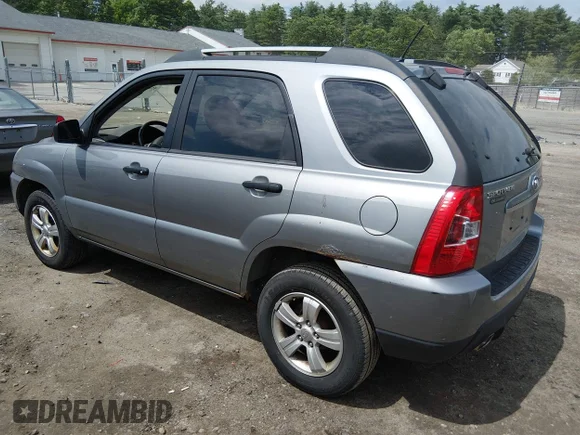 ✅ 2010 Kia Sportage LX • VIN: KNDKG3A44A7725715 • Lot: 45420729. Wystawiony na IAAI z przebiegiem 145 865 mil. Bezpłatny archiwum sprzedaży aukcyjnych z USA i szczegółowy raport historii pojazdu na DreamBid. Zdjęcie 3.