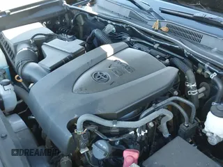 ✅ 2020 Toyota Tacoma SR5 • VIN: 3TMCZ5AN4LM295938 • Lot: 40692316. Listed on IAAI with 75,714 mi. Free auction sales archive from the USA and detailed vehicle history report at DreamBid. Image 19.