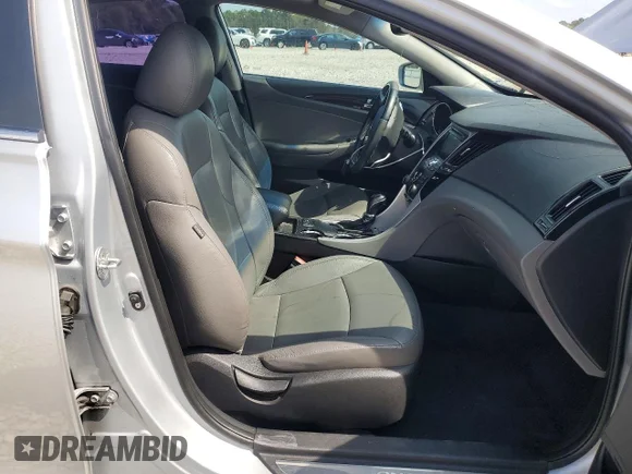 ✅ 2011 Hyundai Sonata Limited • VIN: 5NPEC4ABXBH234494 • Lot: 45521046. Listed on Copart with 152,010 mi. Free auction sales archive from the USA and detailed vehicle history report at DreamBid. Image 7.