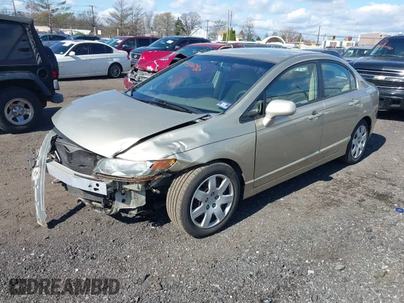 ✅ 2007 Honda Civic LX • VIN: 1HGFA16577L060979 • Lot: 44812960. Wystawiony na IAAI z przebiegiem 118 292 mil. Bezpłatny archiwum sprzedaży aukcyjnych z USA i szczegółowy raport historii pojazdu na DreamBid. Zdjęcie 2.