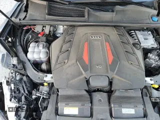 ✅ 2025 Audi SQ7 Prestige • VIN: WA1VWBF76SD011515 • Lot: 81989095. Listed on Copart with 15,958 mi. Free auction sales archive from the USA and detailed vehicle history report at DreamBid. Image 14.