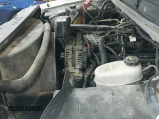 2013 Chevrolet Silverado 3500HD Work Truck с VIN 1GC0KZCG6DZ190606, выставлен на аукционе IAAI как лот 42376277 с пробегом 229 301 миль миль и . История ставок и продаж доступна на DreamBid. Изображение 19.