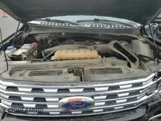 ✅ 2018 Ford Expedition Limited • VIN: 1FMJU1KTXJEA41628 • Lot: 92238425. Wystawiony na Copart z przebiegiem 148 460 mil. Bezpłatny archiwum sprzedaży aukcyjnych z USA i szczegółowy raport historii pojazdu na DreamBid. Zdjęcie 15.