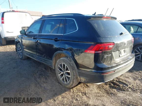 ✅ 2019 Volkswagen Tiguan SE • VIN: 3VV2B7AX5KM186014 • Lot: 44335160. Wystawiony na IAAI z przebiegiem 114 909 mil. Bezpłatny archiwum sprzedaży aukcyjnych z USA i szczegółowy raport historii pojazdu na DreamBid. Zdjęcie 3.