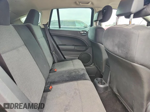 ✅ 2010 Dodge Caliber Mainstreet • VIN: 1B3CB3HA4AD567183 • Лот: 56312676. Опубліковано раніше на Copart з пробігом 128 901 миль. Безкоштовний доступ до архіву аукціонних продажів зі США та докладний звіт про історію автомобіля на DreamBid. Зображення 10.