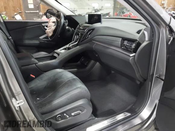 ✅ 2023 Acura RDX • VIN: 5J8TC2H32PL002972 • Lot: 42901269. Wystawiony na IAAI z przebiegiem 19 734 mil. Bezpłatny archiwum sprzedaży aukcyjnych z USA i szczegółowy raport historii pojazdu na DreamBid. Zdjęcie 5.