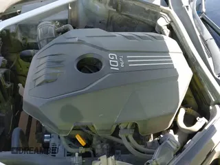 ✅ 2018 Kia Stinger • VIN: KNAE15LA8J6033022 • Lot: 41971243. Listed on IAAI with 110,089 mi. Free auction sales archive from the USA and detailed vehicle history report at DreamBid. Image 21.