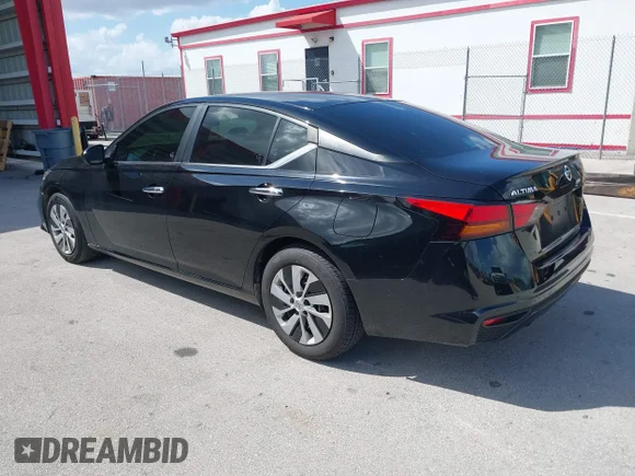 ✅ 2021 Nissan Altima S • VIN: 1N4BL4BVXMN346796 • Лот: 44729357. Опубликован ранее на IAAI с пробегом 29 688 миль. Бесплатный доступ к архиву аукционных продаж из США и подробный отчёт об истории автомобиля на DreamBid. Изображение 3.