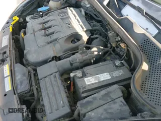 ✅ 2015 Volkswagen Beetle • VIN: 3VW5A7AT9FM816017 • Lot: 42731639. Wystawiony na IAAI z przebiegiem Nie podano. Bezpłatny archiwum sprzedaży aukcyjnych z USA i szczegółowy raport historii pojazdu na DreamBid. Zdjęcie 18.