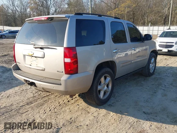 ✅ 2007 Chevrolet Tahoe LT • VIN: 1GNFK130X7R303967 • Lot: 44667989. Wystawiony na IAAI z przebiegiem 268 395 mil. Bezpłatny archiwum sprzedaży aukcyjnych z USA i szczegółowy raport historii pojazdu na DreamBid. Zdjęcie 4.