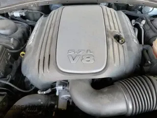 ✅ 2018 Chrysler 300 S • VIN: 2C3CCABT4JH274806 • Лот: 82744835. Опубликован ранее на Copart с пробегом 62 872 миль. Бесплатный доступ к архиву аукционных продаж из США и подробный отчёт об истории автомобиля на DreamBid. Изображение 15.