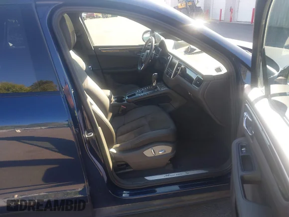 ✅ 2016 Porsche Macan S • VIN: WP1AB2A5XGLB57918 • Лот: 43306294. Опубліковано раніше на IAAI з пробігом 71 013 миль. Безкоштовний доступ до архіву аукціонних продажів зі США та докладний звіт про історію автомобіля на DreamBid. Зображення 5.