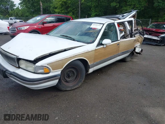 ✅ 1994 Buick Roadmaster Estate • VIN: 1G4BR82P9RR438799 • Lot: 45105476. Wystawiony na IAAI z przebiegiem 160 440 mil. Bezpłatny archiwum sprzedaży aukcyjnych z USA i szczegółowy raport historii pojazdu na DreamBid. Zdjęcie 2.