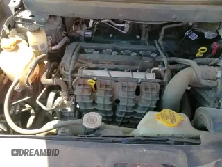 ✅ 2019 Dodge Journey SE Value • VIN: 3C4PDCABXKT838496 • Lot: 86542495. Wystawiony na Copart z przebiegiem 100 350 mil. Bezpłatny archiwum sprzedaży aukcyjnych z USA i szczegółowy raport historii pojazdu na DreamBid. Zdjęcie 16.