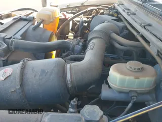 ✅ 2004 Ford Excursion Limited • VIN: 1FMNU43SX4EB57487 • Lot: 43455706. Listed on IAAI with 310,247 mi. Free auction sales archive from the USA and detailed vehicle history report at DreamBid. Image 18.