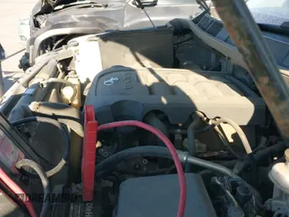 ✅ 2017 Toyota Tundra Limited • VIN: 5TFFW5F17HX213326 • Lot: 43452045. Wystawiony na IAAI z przebiegiem 165 417 mil. Bezpłatny archiwum sprzedaży aukcyjnych z USA i szczegółowy raport historii pojazdu na DreamBid. Zdjęcie 20.