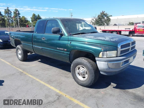 ✅ 2001 Dodge 2500 • VIN: 1B7KF23W31J179200 • Lot: 42862361. Listed on IAAI with 237,027 mi. Free auction sales archive from the USA and detailed vehicle history report at DreamBid. Image 1.