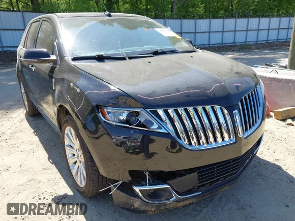 ✅ 2014 Lincoln MKX • VIN: 2LMDJ8JK5EBL19915 • Lot: 44862385. Wystawiony na IAAI z przebiegiem 166 930 mil. Bezpłatny archiwum sprzedaży aukcyjnych z USA i szczegółowy raport historii pojazdu na DreamBid. Zdjęcie 6.
