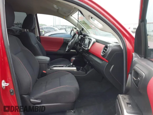 ✅ 2022 Toyota Tacoma SR5 • VIN: 3TMAZ5CN7NM173789 • Lot: 44336018. Listed on IAAI with 61,321 mi. Free auction sales archive from the USA and detailed vehicle history report at DreamBid. Image 5.