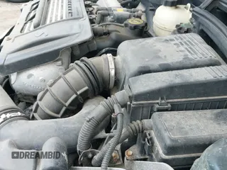 ✅ 2006 MINI Hardtop S • VIN: WMWRE335X6TJ39543 • Лот: 42809507. Опубликован ранее на IAAI с пробегом 157 893 миль. Бесплатный доступ к архиву аукционных продаж из США и подробный отчёт об истории автомобиля на DreamBid. Изображение 13.