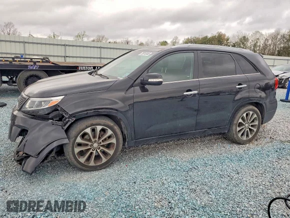 ✅ 2015 Kia Sorento SX • VIN: 5XYKW4A79FG639197 • Lot: 79815345. Listed on Copart with 125,354 mi. Free auction sales archive from the USA and detailed vehicle history report at DreamBid. Image 1.