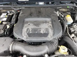 ✅ 2018 Jeep Wrangler Unlimited Sport S • VIN: 1C4BJWDG4JL835843 • Lot: 70985475. Wystawiony na Copart z przebiegiem 100 699 mil. Bezpłatny archiwum sprzedaży aukcyjnych z USA i szczegółowy raport historii pojazdu na DreamBid. Zdjęcie 13.