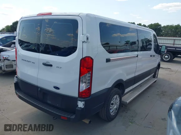 ✅ 2022 Ford Transit Passenger XL • VIN: 1FBAX2Y83NKA84160 • Лот: 42955213. Опубліковано раніше на IAAI з пробігом 47 470 миль. Безкоштовний доступ до архіву аукціонних продажів зі США та докладний звіт про історію автомобіля на DreamBid. Зображення 4.