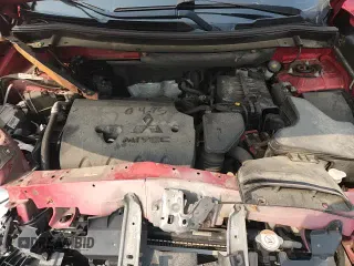 ✅ 2017 Mitsubishi Outlander SE • VIN: JA4AZ3A37HZ036029 • Lot: 71607305. Listed on Copart with 130,084 mi. Free auction sales archive from the USA and detailed vehicle history report at DreamBid. Image 16.