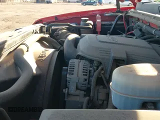 ✅ 2008 Chevrolet Silverado 2500HD Work Truck • VIN: 1GCHC24KX8E200299 • Лот: 43473771. Опубликован ранее на IAAI с пробегом 163 175 миль. Бесплатный доступ к архиву аукционных продаж из США и подробный отчёт об истории автомобиля на DreamBid. Изображение 12.