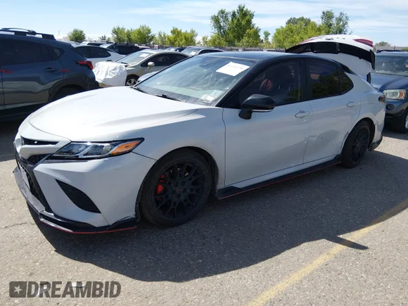 ✅ 2021 Toyota Camry XSE • VIN: 4T1KZ1AK3MU052222 • Lot: 45204178. Wystawiony na IAAI z przebiegiem 830 055 mil. Bezpłatny archiwum sprzedaży aukcyjnych z USA i szczegółowy raport historii pojazdu na DreamBid. Zdjęcie 2.