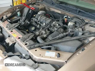 ✅ 1998 Oldsmobile Intrigue GL • VIN: 1G3WS52K0WF406463 • Lot: 42673668. Wystawiony na IAAI z przebiegiem 117 349 mil. Bezpłatny archiwum sprzedaży aukcyjnych z USA i szczegółowy raport historii pojazdu na DreamBid. Zdjęcie 19.