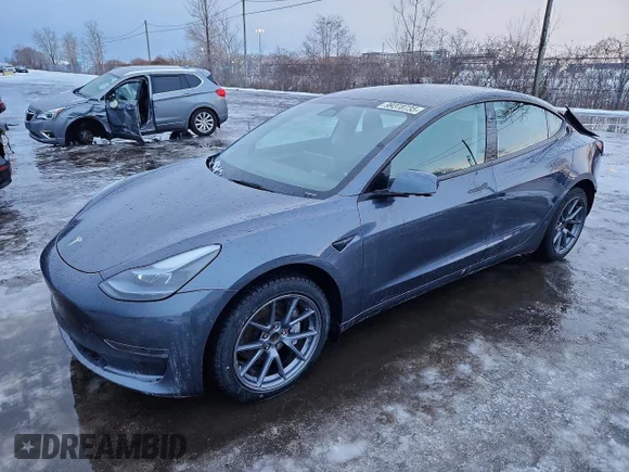 ✅ 2023 Tesla Model 3 • VIN: LRW3E1FA8PC900087 • Lot: 99378735. Wystawiony na Copart z przebiegiem 55 971 mil. Bezpłatny archiwum sprzedaży aukcyjnych z USA i szczegółowy raport historii pojazdu na DreamBid. Zdjęcie 1.