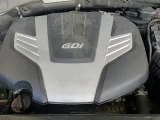 2018 Hyundai Santa Fe SE Ultimate z VIN KM8SR4HF1JU278619, wystawiony jako Copart lot #65656315 z przebiegiem 111 711 mil mil oraz Szkoda całkowita • Salvage title. Historia ofert i sprzedaży dostępna na DreamBid. Obrazek 14.