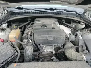 ✅ 2017 Cadillac ATS AWD • VIN: 1G6AG1RX6H0194294 • Lot: 57236645. Wystawiony na Copart z przebiegiem 72 074 mil. Bezpłatny archiwum sprzedaży aukcyjnych z USA i szczegółowy raport historii pojazdu na DreamBid. Zdjęcie 14.