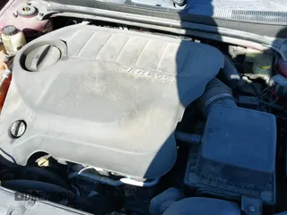 ✅ 2013 Chrysler 200 S • VIN: 1C3BCBGG7DN718642 • Лот: 41305964. Опубликован ранее на IAAI с пробегом 161 566 миль. Бесплатный доступ к архиву аукционных продаж из США и подробный отчёт об истории автомобиля на DreamBid. Изображение 20.