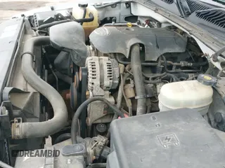 ✅ 2005 GMC Sierra 1500 SLT • VIN: 2GTEK19B151310633 • Lot: 42409232. Listed on IAAI with 220,810 mi. Free auction sales archive from the USA and detailed vehicle history report at DreamBid. Image 12.