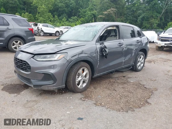 ✅ 2023 Honda HR-V LX • VIN: 3CZRZ1H32PM710262 • Lot: 45232710. Wystawiony na IAAI z przebiegiem 42 541 mil. Bezpłatny archiwum sprzedaży aukcyjnych z USA i szczegółowy raport historii pojazdu na DreamBid. Zdjęcie 2.