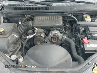 ✅ 2005 Jeep Grand Cherokee Laredo • VIN: 1J4GR48K95C661219 • Lot: 43694482. Wystawiony na IAAI z przebiegiem 156 190 mil. Bezpłatny archiwum sprzedaży aukcyjnych z USA i szczegółowy raport historii pojazdu na DreamBid. Zdjęcie 17.