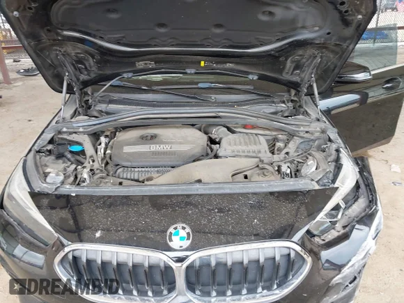 ✅ 2021 BMW 2 Series 228i • VIN: WBA53AK05M7H95589 • Lot: 45173932. Listed on IAAI with 54,988 mi. Free auction sales archive from the USA and detailed vehicle history report at DreamBid. Image 10.