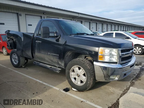 ✅ 2011 Chevrolet Silverado 1500 LT • VIN: 1GCNKSE03BZ370913 • Lot: 77622725. Wystawiony na Copart z przebiegiem 125 146 mil. Bezpłatny archiwum sprzedaży aukcyjnych z USA i szczegółowy raport historii pojazdu na DreamBid. Zdjęcie 4.