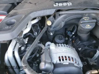 ✅ 2020 Jeep Wrangler Unlimited Sport S • VIN: 1C4HJXDG8LW242715 • Лот: 82052645. Опубликован ранее на Copart с пробегом 51 909 миль. Бесплатный доступ к архиву аукционных продаж из США и подробный отчёт об истории автомобиля на DreamBid. Изображение 14.