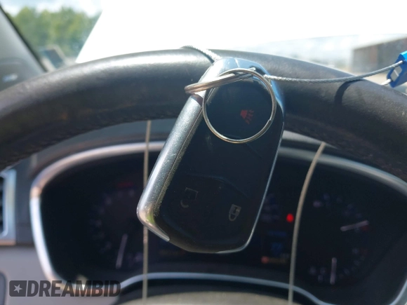 ✅ 2015 Cadillac SRX • VIN: 3GYFNAE36FS590740 • Lot: 42926560. Wystawiony na IAAI z przebiegiem 207 137 mil. Bezpłatny archiwum sprzedaży aukcyjnych z USA i szczegółowy raport historii pojazdu na DreamBid. Zdjęcie 11.