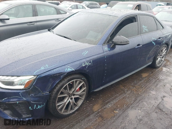 ✅ 2023 Audi S4 Premium Plus • VIN: WAUB4AF49PA073687 • Lot: 43960468. Wystawiony na IAAI z przebiegiem 21 937 mil. Bezpłatny archiwum sprzedaży aukcyjnych z USA i szczegółowy raport historii pojazdu na DreamBid. Zdjęcie 6.
