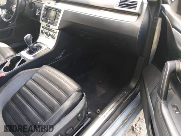 ✅ 2013 Volkswagen CC R-Line • VIN: WVWBP7ANXDE507729 • Лот: 45174122. Опубліковано раніше на IAAI з пробігом 196 606 миль. Безкоштовний доступ до архіву аукціонних продажів зі США та докладний звіт про історію автомобіля на DreamBid. Зображення 5.