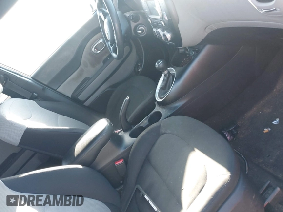 ✅ 2019 Kia Soul • VIN: KNDJN2A23K7004068 • Lot: 43949676. Wystawiony na IAAI z przebiegiem 114 998 mil. Bezpłatny archiwum sprzedaży aukcyjnych z USA i szczegółowy raport historii pojazdu na DreamBid. Zdjęcie 5.