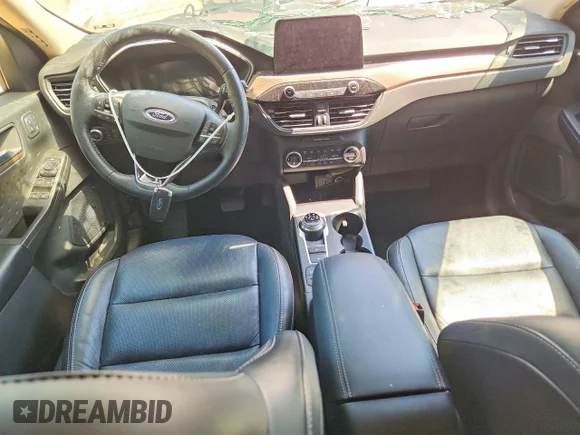 ✅ 2020 Ford Escape Titanium Hybrid • VIN: 1FMCU0DZXLUB05759 • Lot: 59363366. Wystawiony na Copart z przebiegiem Nie podano. Bezpłatny archiwum sprzedaży aukcyjnych z USA i szczegółowy raport historii pojazdu na DreamBid. Zdjęcie 8.