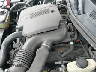 ✅ 2004 Lincoln Town Car Signature • VIN: 1LNHM81W74Y675064 • Лот: 43175958. Опубликован ранее на IAAI с пробегом 246 326 миль. Бесплатный доступ к архиву аукционных продаж из США и подробный отчёт об истории автомобиля на DreamBid. Изображение 14.