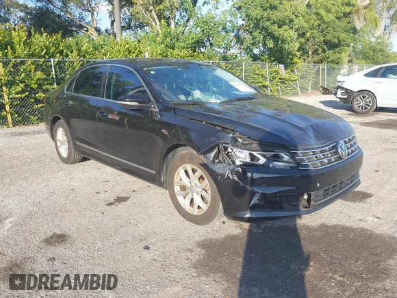 ✅ 2016 Volkswagen Passat S • VIN: 1VWAS7A30GC049088 • Lot: 43728720. Wystawiony na IAAI z przebiegiem 64 413 mil. Bezpłatny archiwum sprzedaży aukcyjnych z USA i szczegółowy raport historii pojazdu na DreamBid. Zdjęcie 1.